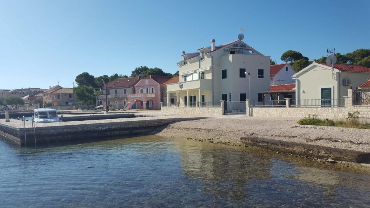 Riva Lejlighed Krapanj Eksteriør billede